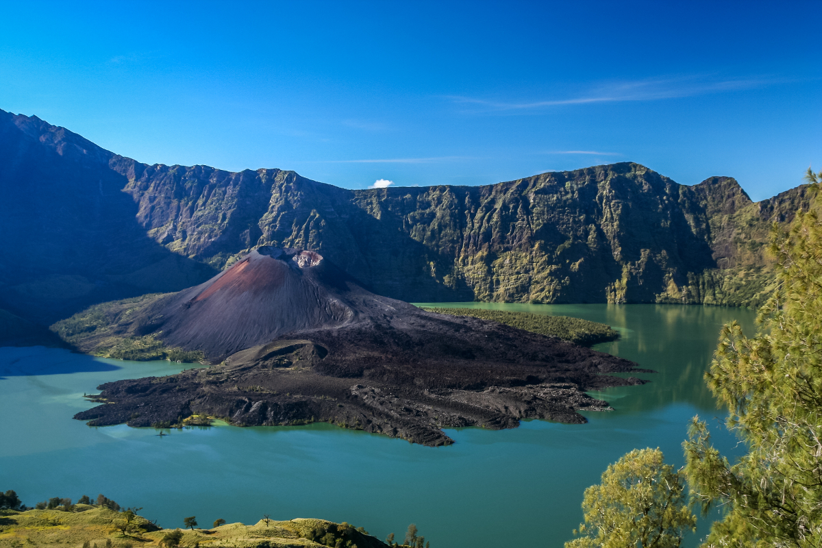 volcan indonésie