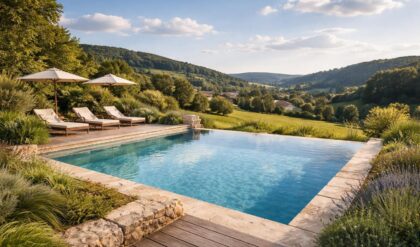 découvrez les caractéristiques uniques des piscines à mont de l'enclus, leurs avantages, et tout ce que vous devez savoir pour choisir la piscine idéale.
