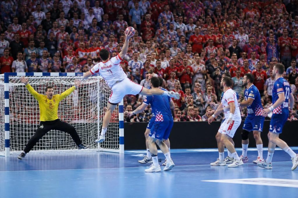 découvrez le classement de l'euro handball et revivez les moments clés qui ont marqué ce tournoi passionnant et palpitant.