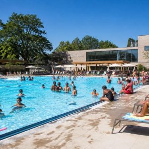 découvrez la piscine paul vaillant couturier, un lieu idéal pour passer des moments inoubliables en famille, avec des installations adaptées à tous les âges.
